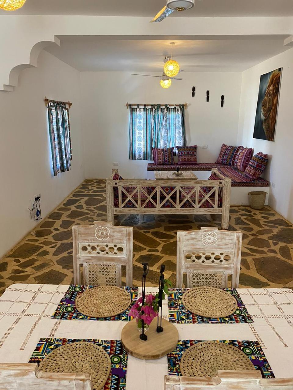Red Land House Bed & Breakfast Watamu Eksteriør bilde